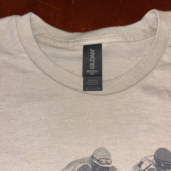 Kentucky Derby Horse Racing | Graphic T Shirt | Size Small | Gildan | Crewneck - Picture 4 of 10